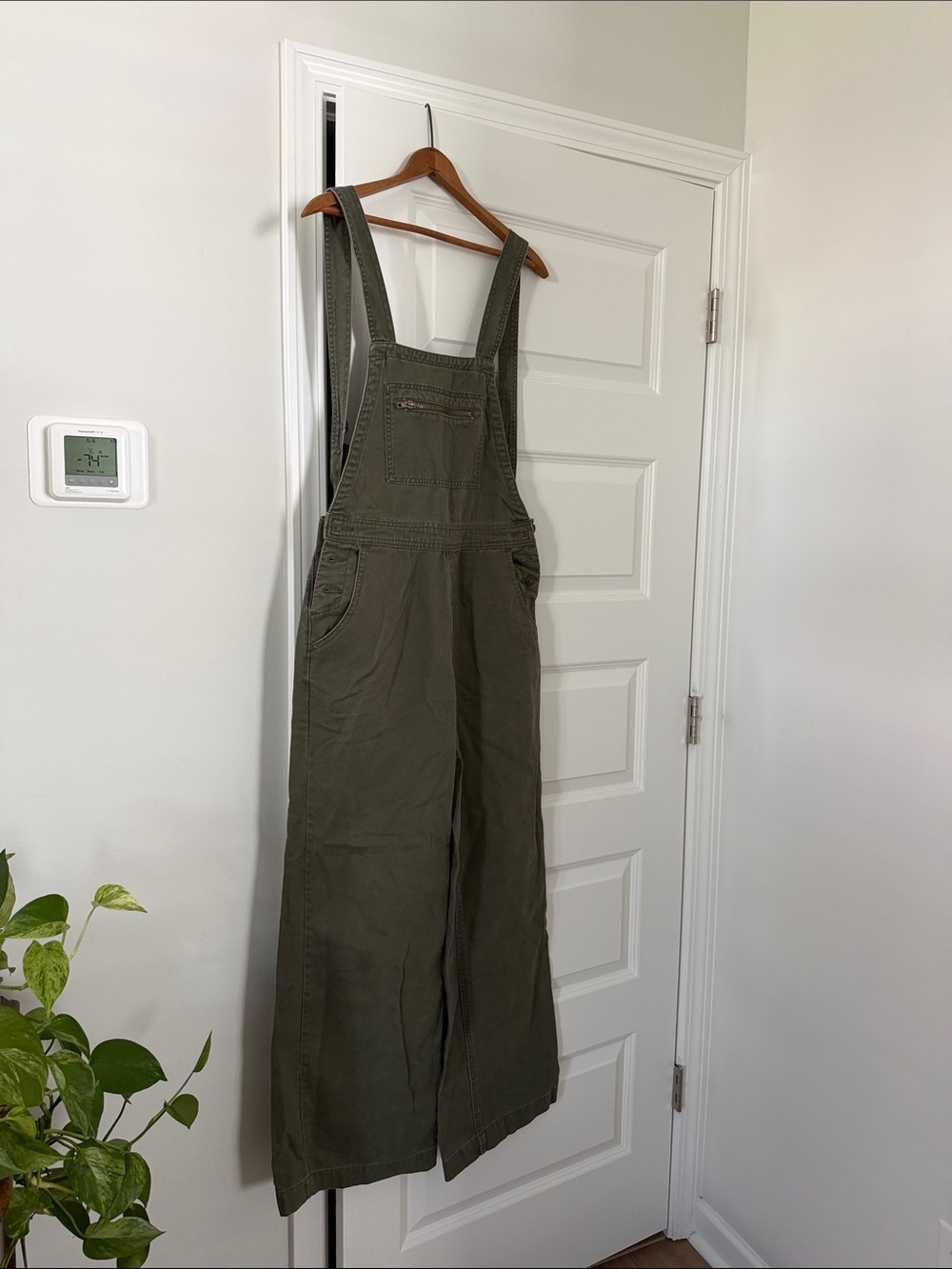 100% Cotton Olive Green Wide Leg Overalls Women Jumpsuit Size Medium Adjustable